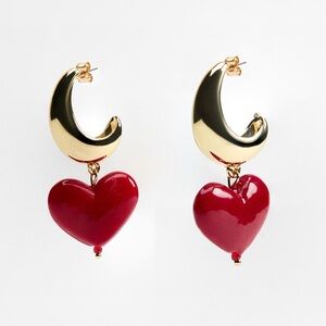 ZARA NWT Chunky Heart Charm Gold-Tone Drop Earrings